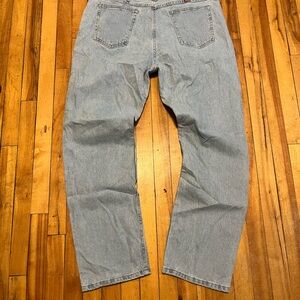 New With Tags Wrangler Men’s Classic Light Blue Straight Leg Jeans